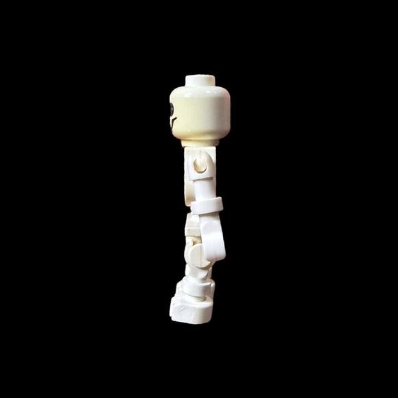 Vintage LEGO Minifigure Skeleton Swinging Arms Pirate Monster Fighters Retired - Picture 2 of 7